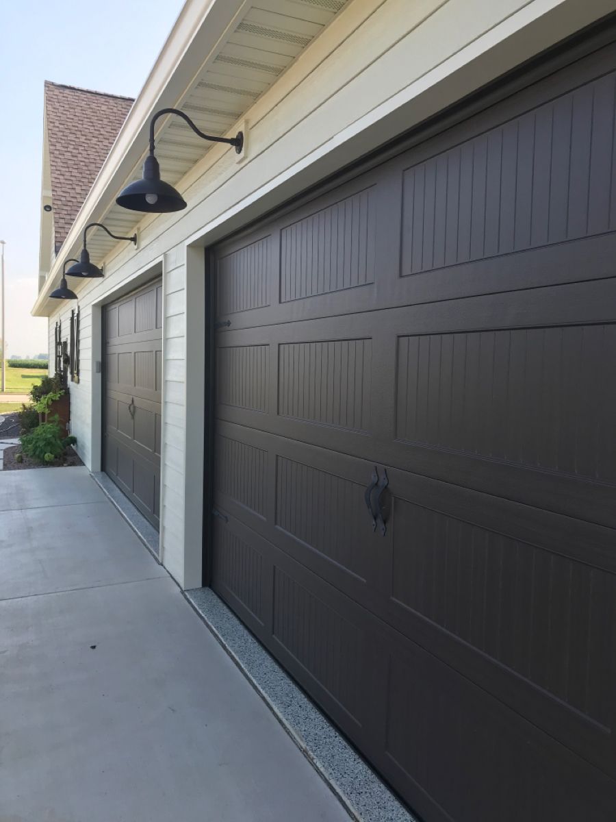 Garage door repair professionals